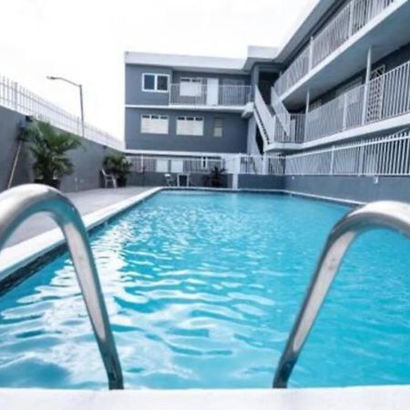 Ferienwohnung Modern 2Br With Kingbed In The Heart Of Isla Verde Strip San Juan Exterior foto