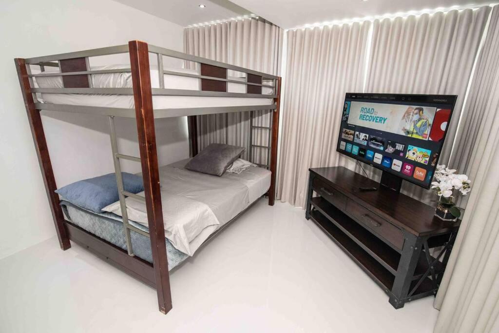 Ferienwohnung Modern 2Br With Kingbed In The Heart Of Isla Verde Strip San Juan Exterior foto